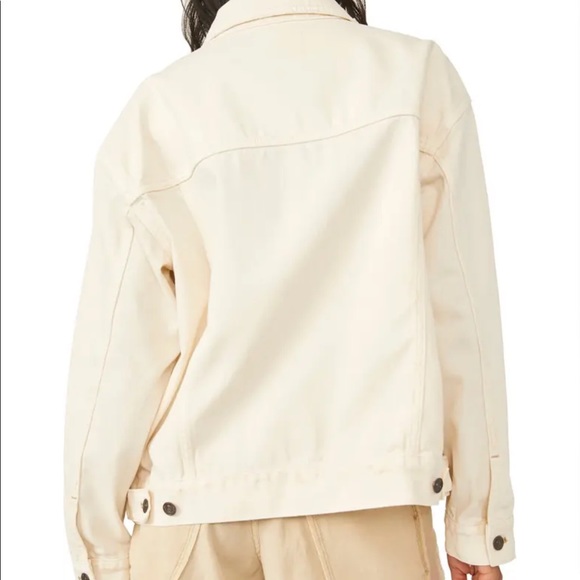NWT FREE PEOPLE We the Free Jolene Cotton Denim Trucker Jacket - Picture 3 of 5